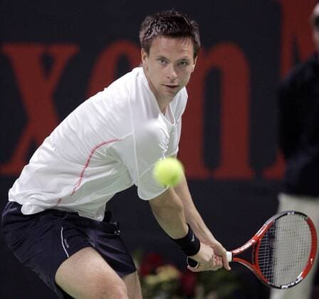 Robin Söderling (Schweden) konzentriert Tennis Herren Qatar Open 2007, ATP Tour Einzelbild Doha Konzentration, Tennis Herren Qatar Open 2007, ATP Tour Einzelbild Doha Konzentration,