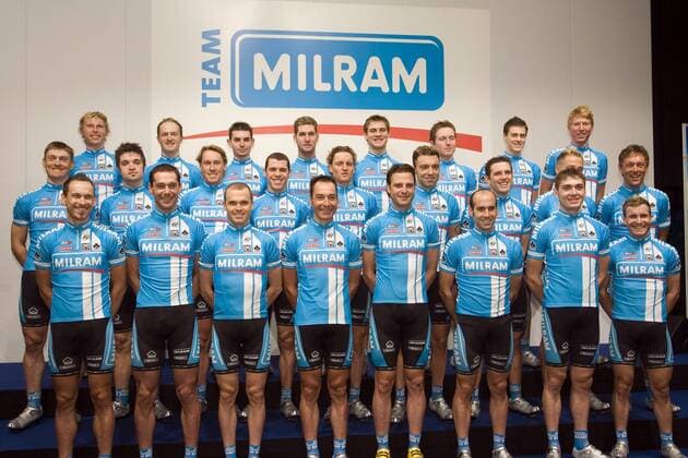 Mannschaftsbild Milram, hi.v.li. Christian Knees, Martin Müller, Sergio Ghisalberti, Fabio Sabatini, Volodymyr Diudia, Matej Jurco, Niki Terpstra, Marcel Sieberg, Mitte: Ralf Grabsch, Elia Rigotto, Sebastian Siedler, Carlo Scognamiglio, ... Radsport Herren Straßenradsport 2007, Straße, Rad, Vorstellung, Präsentation, Pressetermin, Kader, Vdig Totale Bremen Radsport Herren Straßenradsport 2007, Straße, Rad, Vorstellung, Präsentation, Pressetermin, Kader, Vdig Totale Bremen