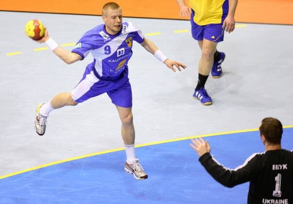 Gudjon Valur Sigurdsson (Island) am Ball Handball WM Herren WM 2007, Länderspiel, Nationalteam, Gruppe B, Nationaltrikot, Ukraine - Island 32:29 Gruppe Magdeburg Dynamik, Handball WM Herren WM 2007, Länderspiel, Nationalteam, Gruppe B, Nationaltrikot, Ukraine - Island 32:29 Gruppe Magdeburg Dynamik,