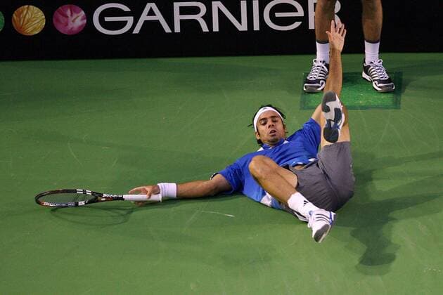 Fernando Gonzalez (Chile) am Boden Tennis Herren Australian Open 2007, Grand Slam, ATP Tour, Finale, Endspiel Einzelbild Melbourne Tennis Herren Australian Open 2007, Grand Slam, ATP Tour, Finale, Endspiel Einzelbild Melbourne