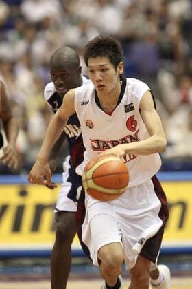 Ryota Sakurai (Japan) am Ball - Basketball WM Herren WM 2006, Länderspiel, Nationalteam, Gruppe B, Nationaltrikot, Japan - Panama 78:61, Vdig Einzelbild Hiroshima Dynamik, Basketball WM Herren WM 2006, Länderspiel, Nationalteam, Gruppe B, Nationaltrikot, Japan - Panama 78:61, Vdig Einzelbild Hiroshima Dynamik,
