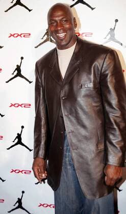 His Airness Michael Jordan (USA) am Rande der Vorstellung des neuen XX2 Air Jordan Basketballschuhs -  (LVP2007021601) Basketball Herren NBA 2007 Einzelbild Las Vegas Freude, Basketball Herren NBA 2007 Einzelbild Las Vegas Freude,