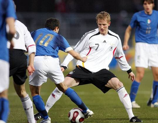 Jan Rosenthal (Deutschland U21, re.) im Duell -  Fußball Länderspiel Herren Freundschaftsspiel 2007, Nationalteam, Nationaltrikot, Test, Testspiel, U21, U 21 Gruppe Deutschland - Italien Reutlingen Fußball Länderspiel Herren Freundschaftsspiel 2007, Nationalteam, Nationaltrikot, Test, Testspiel, U21, U 21 Gruppe Deutschland - Italien Reutlingen