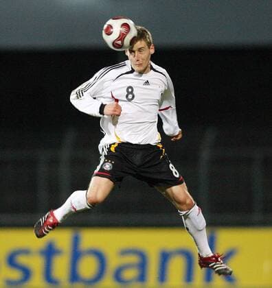 Sören Halfar (Deutschland U21) am Ball -  Fußball Länderspiel Herren Freundschaftsspiel 2007, Nationalteam, Nationaltrikot, Test, Testspiel, U21, U 21, Deutschland Einzelbild Reutlingen Dynamik, Fußball Länderspiel Herren Freundschaftsspiel 2007, Nationalteam, Nationaltrikot, Test, Testspiel, U21, U 21, Deutschland Einzelbild Reutlingen Dynamik,