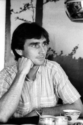 Reinhard Häfner (SG Dynamo Dresden DDR) Fußball Herren DDR Oberliga 1978 1979, Vneg, Vsw Einzelbild Aufnahmedatum geschätzt Dresden Nachdenklichkeit Fußball Herren DDR Oberliga 1978 1979, Vneg, Vsw Einzelbild Aufnahmedatum geschätzt Dresden Nachdenklichkeit