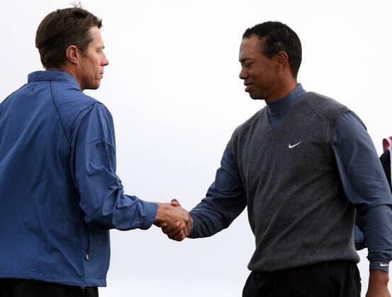 Eldrick Tiger Woods (USA, re.) und Nick O Hern (Australien) - shakehands -  (PXP2007022309) Golf Herren WGC Accenture Match Play Championship 2007, PGA Tour, Lochspiel, Lochspielwettbewerb Gruppe Marana Golf Herren WGC Accenture Match Play Championship 2007, PGA Tour, Lochspiel, Lochspielwettbewerb Gruppe Marana