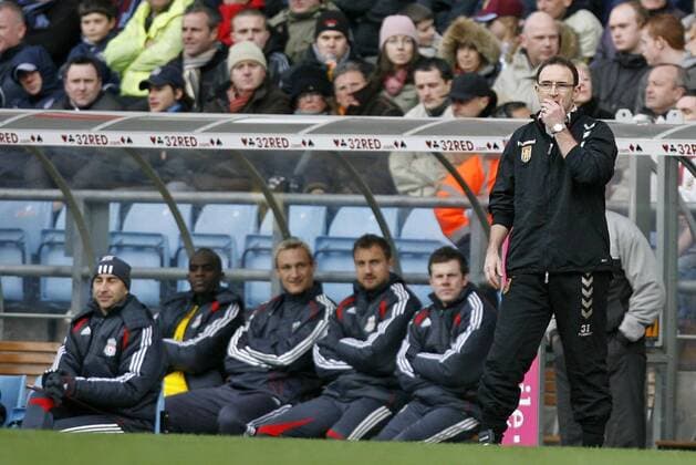Fußball, Trainerhistorie, Aston Villa Trainer Martin O Neill (Aston Villa) nachdenklich am Spielfeldrand - EDITORIAL USE ONLY. No use with unauthorised audio, video, data, fixture lists, club league logos or live services. Online in-match use limited to 120 images, no video emulation. No use in betting, games or single club league player publications. Fußball Herren English Premier League 2006 2007, 1. Englische Liga, Aston Villa, Vdig Gruppe Birmingham Fußball Herren English Premier League 2006 2007, 1. Englische Liga, Aston Villa, Vdig Gruppe Birmingham