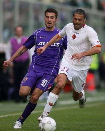 Max Tonetto (AS Rom, re.) gegen Adrian Mutu (AC Florenz) -  Fußball Herren Serie A 2006 2007, 1. Italienische Liga, ACF Fiorentina - AS Rom 0:0, Roma Gruppe Florenz Dynamik, Fußball Herren Serie A 2006 2007, 1. Italienische Liga, ACF Fiorentina - AS Rom 0:0, Roma Gruppe Florenz Dynamik,