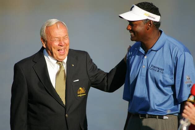 Golflegende Arnold Palmer (USA, li.) scherzt mit Vijay Singh (Fidschi Inseln), dem Sieger der Arnold Palmer Invitational 2007 in Orlando - (Icon760107440) Golf Herren Arnold Palmer Invitational 2007, PGA Tour, Einladungsturnier Gruppe Orlando Freude, Golf Herren Arnold Palmer Invitational 2007, PGA Tour, Einladungsturnier Gruppe Orlando Freude, EDITORIAL USE ONLY