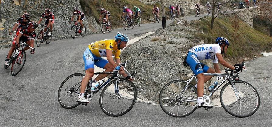 Alberto Contador (Spanien Discovery Channel, re.) vor Davide Rebellin (Italien Gerolsteiner) - (pan19367) Radsport Herren Paris Nizza 2007, ProTour, Straßenradsport, Straße, Rad, Vdig Gruppe 7. Etappe: Nice - Nice Radsport Herren Paris Nizza 2007, ProTour, Straßenradsport, Straße, Rad, Vdig Gruppe 7. Etappe: Nice - Nice