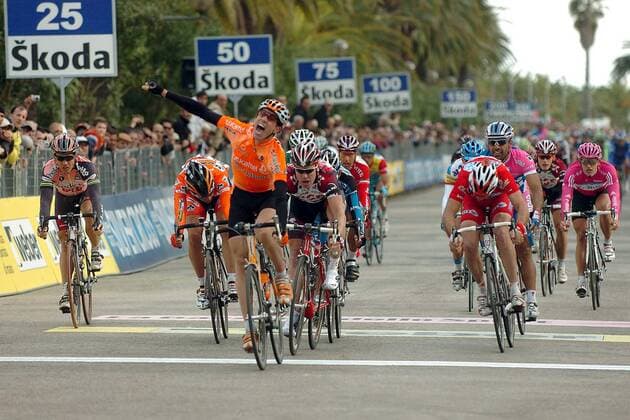 Koldo Fernandez de Larrea (Spanien Euskaltel Euskadi) gewinnt die 7. Etappe der 42. Tirreno Adriatico 2007 vor Stuart O Grady (Australien CSC) -  Radsport Herren 42. Tirreno Adriatico 2007, ProTour, Straßenradsport, Straße, Rad, Ogrady Gruppe Schrei, schreien, Jubelschrei, Freudenschrei Etappensieg, Etappensieger Begeisterung, Freude, Radsport Herren 42. Tirreno Adriatico 2007, ProTour, Straßenradsport, Straße, Rad, Ogrady Gruppe Schrei, schreien, Jubelschrei, Freudenschrei Etappensieg, Etappensieger Begeisterung, Freude,