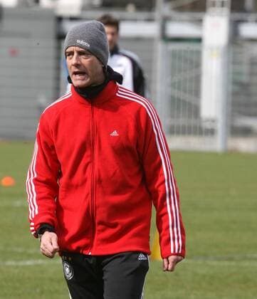 Bundestrainer Joachim Löw (Deutschland) gibt Anweisungen Fußball Herren Nationalmannschaft 2007, Training Einzelbild Frankfurt M. Fußball Herren Nationalmannschaft 2007, Training Einzelbild Frankfurt M.