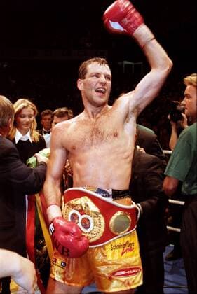 Weltmeister Henry Maske (Deutschland) Boxen WM Herren IBF Weltmeisterschaft 1994, Boxsport, Profiboxen, Halbschwergewicht Einzelbild Halle Westfalen Freude, Begeisterung, Boxen WM Herren IBF Weltmeisterschaft 1994, Boxsport, Profiboxen, Halbschwergewicht Einzelbild Halle Westfalen Freude, Begeisterung,