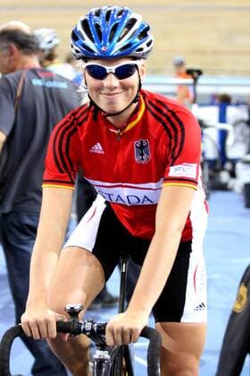 Charlotte Becker (Deutschland) - Radsport WM Damen WM 2007, Rad, Bahn, Halle, Indoor, Bahnrad, Bahnradsport, Einzelbild Palma de Mallorca Radsport WM Damen WM 2007, Rad, Bahn, Halle, Indoor, Bahnrad, Bahnradsport, Einzelbild Palma de Mallorca