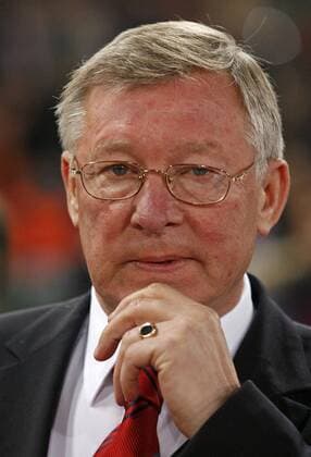Trainer Sir Alex Ferguson (Manchester United) nachdenklich - EDITORIAL USE ONLY. No use with unauthorised audio, video, data, fixture lists, club league logos or live services. Online in-match use limited to 120 images, no video emulation. No use in betting, games or single club league player publications. Fußball EC 1 Herren Champions League 2006 2007, Manchester United, ManU Porträt Rom Fußball EC 1 Herren Champions League 2006 2007, Manchester United, ManU Porträt Rom