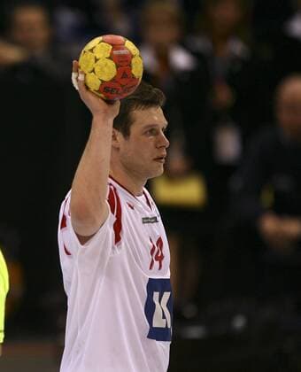 Michael Knudsen (Dänemark) am Ball Handball WM Herren WM 2007, Länderspiel, Halbfinale, Nationalteam, Nationaltrikot, Einzelbild Hamburg Handball WM Herren WM 2007, Länderspiel, Halbfinale, Nationalteam, Nationaltrikot, Einzelbild Hamburg