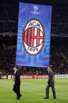 UEFA Champions League Banner mit dem Vereinslogo des AC Mailand Fußball EC 1 Herren Champions League 2006 2007, AC Mailand, Milan Gruppe Mailand Fußball EC 1 Herren Champions League 2006 2007, AC Mailand, Milan Gruppe Mailand