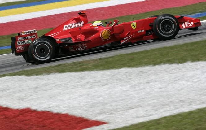 Felipe Massa (Brasilien Ferrari) in seinem Boliden Motorsport Grand Prix Herren Großer Preis von Malaysia 2007, Formel 1 Weltmeisterschaft, F1, F, GP, WM, Qualifying Einzelbild Kuala Lumpur Sepang Motorsport Grand Prix Herren Großer Preis von Malaysia 2007, Formel 1 Weltmeisterschaft, F1, F, GP, WM, Qualifying Einzelbild Kuala Lumpur Sepang