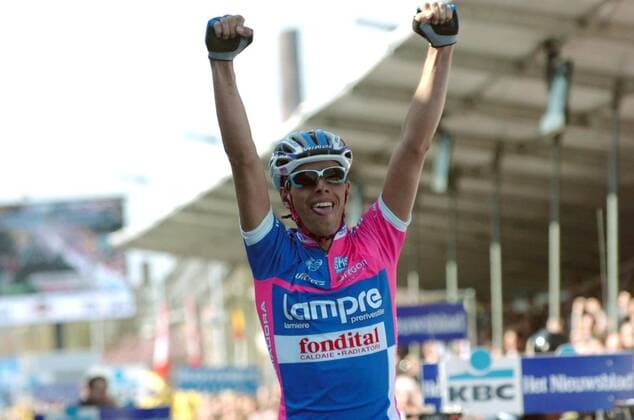 Alessandro Ballan (Italien Lampre Fondital) gewinnt die Flandernrundfahrt 2007 - Radsport Herren Flandernrundfahrt 2007, Flandern Rundfahrt, ProTour, Straßenradsport, Straße, Rad Einzelbild Freude, Begeisterung, Radsport Herren Flandernrundfahrt 2007, Flandern Rundfahrt, ProTour, Straßenradsport, Straße, Rad Einzelbild Freude, Begeisterung,