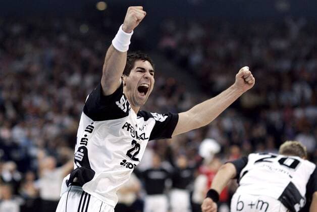 Nikola Karabatic (Kiel) jubelt Handball 1. BL Herren DHB Pokal 2006 2007, Pokalspiel, Endspiel, Finale, THW Kiel Einzelbild Final Four, FinalFour, 4, Finalrunde, Endrunde Hamburg Freude, Begeisterung, Handball 1. BL Herren DHB Pokal 2006 2007, Pokalspiel, Endspiel, Finale, THW Kiel Einzelbild Final Four, FinalFour, 4, Finalrunde, Endrunde Hamburg Freude, Begeisterung,