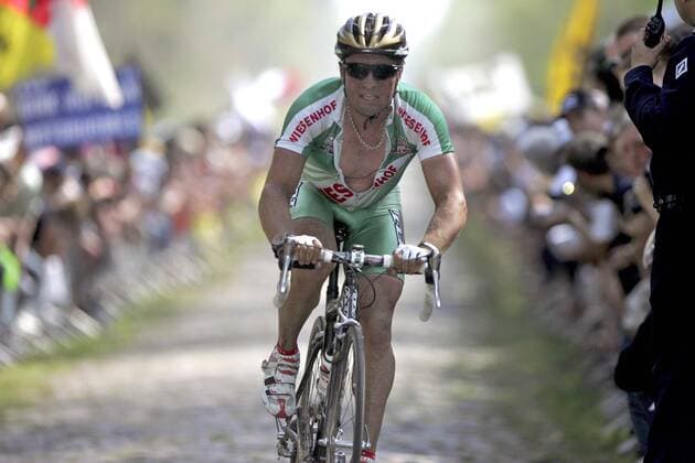 Steffen Wesemann (Schweiz Wiesenhof Felt) Radsport Herren Paris Roubaix 2007, ProTour, Straßenradsport, Straße, Rad, Einzelbild Radsport Herren Paris Roubaix 2007, ProTour, Straßenradsport, Straße, Rad, Einzelbild