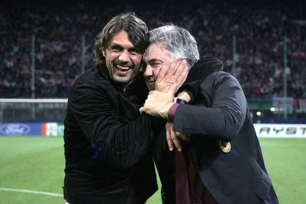 Paolo Maldini umarmt Trainer Carlo Ancelotti (beide AC Mailand) - Schlussjubel - Fußball EC 1 Herren Champions League 2006 2007, Halbfinale, AC Mailand, Milan, Gruppe Mailand Freude, Begeisterung, Fußball EC 1 Herren Champions League 2006 2007, Halbfinale, AC Mailand, Milan, Gruppe Mailand Freude, Begeisterung,