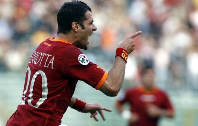 Simone Perrotta (AS Rom) - Torjubel - Fußball Herren Coppa Italia 2006 2007, Italienischer Pokal, Pokalspiel, Halbfinale, AS Rom, Roma Einzelbild Rom Begeisterung, Freude, Fußball Herren Coppa Italia 2006 2007, Italienischer Pokal, Pokalspiel, Halbfinale, AS Rom, Roma Einzelbild Rom Begeisterung, Freude,