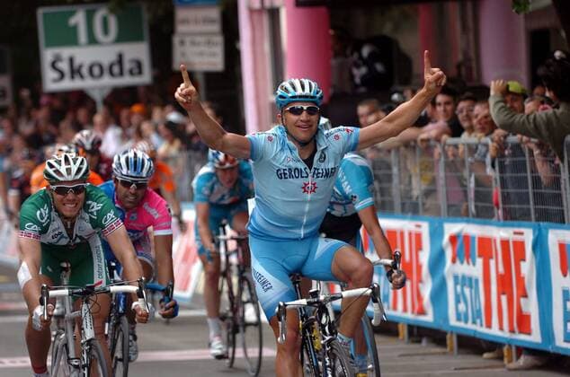Robert Förster (Deutschland Gerolsteiner, re.) gewinnt die 5. Etappe des Giro d Italia 2007 vor Thor Hushovd (Norwegen Credit Agricole)- Radsport Herren Giro dItalia 2007, d Italia, ProTour, Straßenradsport, Straße, Rad Gruppe 5. Etappe: Teano - Frascati Freude, Radsport Herren Giro dItalia 2007, d Italia, ProTour, Straßenradsport, Straße, Rad Gruppe 5. Etappe: Teano - Frascati Freude,