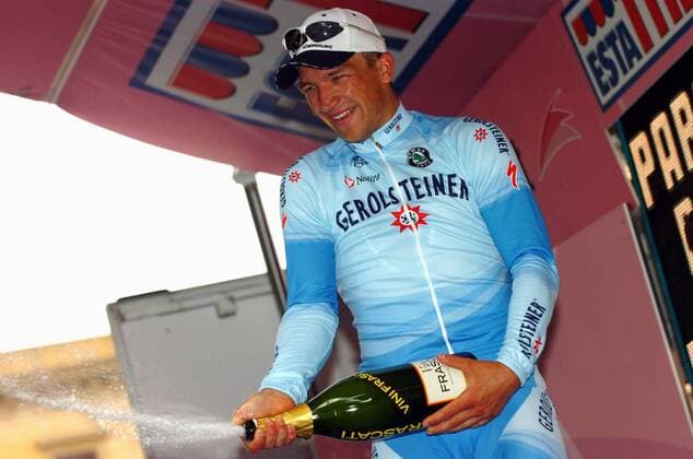 Robert Förster (Deutschland Gerolsteiner) gewinnt die 5. Etappe des Giro d Italia 2007 - Radsport Herren Giro dItalia 2007, d Italia, ProTour, Straßenradsport, Straße, Rad Einzelbild 5. Etappe: Teano - Frascati Freude, Radsport Herren Giro dItalia 2007, d Italia, ProTour, Straßenradsport, Straße, Rad Einzelbild 5. Etappe: Teano - Frascati Freude,