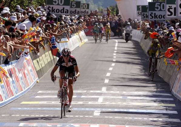 Andy Schleck (Luxemburg CSC) - Zielankunft - Radsport Herren Giro d Italia 2007, dItalia, ProTour, Straßenradsport, Straße, Rad Totale Signora Della Guardia 10. Etappe: Lido di Camaiore - Santuario Nostra Radsport Herren Giro d Italia 2007, dItalia, ProTour, Straßenradsport, Straße, Rad Totale Signora Della Guardia 10. Etappe: Lido di Camaiore - Santuario Nostra