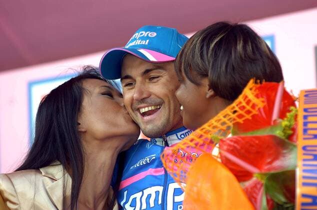 Marzio Bruseghin (Italien Lampre Fondital) hat das Bergzeitfahren gewonnen - Radsport Herren 90. Giro dItalia 2007, d Italia, ProTour, Straßenradsport, Straße, Rad, Zeitfahren, Bergzeitfahren Gruppe 13. Etappe: Biella - Santuario di Oropa Freude, Radsport Herren 90. Giro dItalia 2007, d Italia, ProTour, Straßenradsport, Straße, Rad, Zeitfahren, Bergzeitfahren Gruppe 13. Etappe: Biella - Santuario di Oropa Freude,
