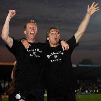 Back from Hell - Rock me 2. Liga - Timo Schultz (li.) und Florian Lechner (beide St. Pauli) freuen sich über den Aufstieg Fußball Herren Regionalliga Nord 2006 2007, 3. Liga, FC St. Pauli Gruppe Hamburg Freude, Fußball Herren Regionalliga Nord 2006 2007, 3. Liga, FC St. Pauli Gruppe Hamburg Freude,