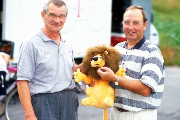 Teamchef Walter Godefroot (Belgien, re.) und Physiotherapeut Dieter Eule Ruthenberg (Deutschland beide Team Telekom) Radsport Herren Tour de France 1996, Straßenradsport, Straße, Rad Gruppe Aufnahmedatum geschätzt Radsport Herren Tour de France 1996, Straßenradsport, Straße, Rad Gruppe Aufnahmedatum geschätzt