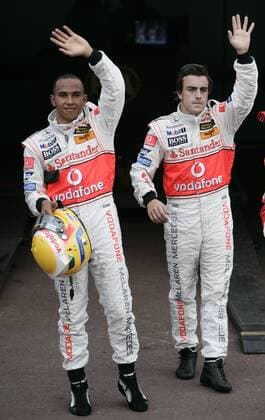 Lewis Hamilton (England, li.) und Fernando Alonso (Spanien beide McLaren Mercedes) Motorsport Grand Prix Herren Großer Preis von Monaco 2007, Formel 1 Weltmeisterschaft, F1, F, GP, WM Gruppe Monte Carlo Motorsport Grand Prix Herren Großer Preis von Monaco 2007, Formel 1 Weltmeisterschaft, F1, F, GP, WM Gruppe Monte Carlo