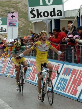 Riccardo Ricco (re.) gewinnt die 15. Etappe des Giro d Italia 2007 von Trento nach Tre Cime di Lavaredo vor Leonardo Piepoli (beide Italien beide Saunier Duval Prodir) - Radsport Herren Giro d Italia 2007, dItalia, ProTour, Straßenradsport, Straße, Rad Gruppe 15. Etappe: Trento - Tre Cime di Lavaredo Glück, Freude, Begeisterung, Radsport Herren Giro d Italia 2007, dItalia, ProTour, Straßenradsport, Straße, Rad Gruppe 15. Etappe: Trento - Tre Cime di Lavaredo Glück, Freude, Begeisterung,