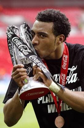 Giles Barnes (Derby County) gewinnt mit seinem Verein das Finale um den Aufstieg - EDITORIAL USE ONLY. No use with unauthorised audio, video, data, fixture lists, club league logos or live services. Online in-match use limited to 120 images, no video emulation. No use in betting, games or single club league player publications. Fußball Herren Football League Championship 2006 2007, 2. Englische Liga, Finale, Endspiel Einzelbild London Glück, Freude, Fußball Herren Football League Championship 2006 2007, 2. Englische Liga, Finale, Endspiel Einzelbild London Glück, Freude,