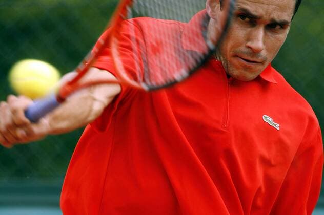 Victor Hanescu (Rumänien) -  (pan20475) Tennis Herren French Open 2007, Grand Slam, ATP Tour Einzelbild Roland Garros Paris Dynamik, Tennis Herren French Open 2007, Grand Slam, ATP Tour Einzelbild Roland Garros Paris Dynamik,  