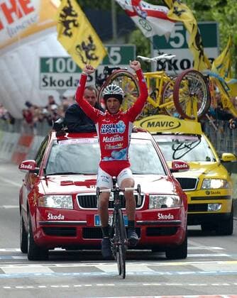 Stefano Garzelli (Italien Acqua e Sapone) gewinnt die 16. Etappe des Giro d Italia 2007 - Radsport Herren Giro d Italia 2007, dItalia, ProTour, Straßenradsport, Straße, Rad, Einzelbild 16. Etappe: Agordo - Lienz Freude, Radsport Herren Giro d Italia 2007, dItalia, ProTour, Straßenradsport, Straße, Rad, Einzelbild 16. Etappe: Agordo - Lienz Freude,