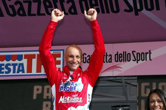 Stefano Garzelli (Italien Acqua e Sapone) gewinnt die 16. Etappe des Giro d Italia 2007 - Radsport Herren Giro d Italia 2007, dItalia, ProTour, Straßenradsport, Straße, Rad, Einzelbild 16. Etappe: Agordo - Lienz Glück, Freude, Radsport Herren Giro d Italia 2007, dItalia, ProTour, Straßenradsport, Straße, Rad, Einzelbild 16. Etappe: Agordo - Lienz Glück, Freude,