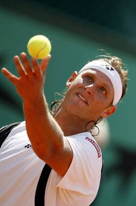 David Nalbandian (Argentinien) -  (pan20475) Tennis Herren French Open 2007, Grand Slam, ATP Tour Einzelbild Roland Garros Paris Konzentration, Tennis Herren French Open 2007, Grand Slam, ATP Tour Einzelbild Roland Garros Paris Konzentration,  