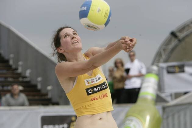 Maria Wendisch (Deutschland) Beachvolleyball Damen Smart Beach Tour Dresden 2007 Einzelbild Dresden Beachvolleyball Damen Smart Beach Tour Dresden 2007 Einzelbild Dresden
