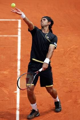 Fernando Verdasco (Spanien) Tennis Herren French Open 2007, Grand Slam, ATP Tour Einzelbild Roland Garros Paris Konzentration, Tennis Herren French Open 2007, Grand Slam, ATP Tour Einzelbild Roland Garros Paris Konzentration,