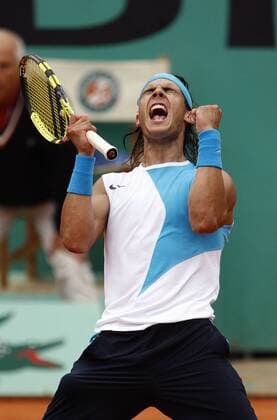 Rafael Nadal (Spanien) jubelt -  Tennis Herren French Open 2007, Grand Slam, ATP Tour Einzelbild Roland Garros Paris Freude, Begeisterung, Tennis Herren French Open 2007, Grand Slam, ATP Tour Einzelbild Roland Garros Paris Freude, Begeisterung,  