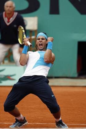 Rafael Nadal (Spanien) jubelt -  Tennis Herren French Open 2007, Grand Slam, ATP Tour Einzelbild Roland Garros Paris Freude, Begeisterung, Tennis Herren French Open 2007, Grand Slam, ATP Tour Einzelbild Roland Garros Paris Freude, Begeisterung,  