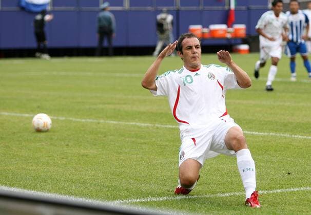 Cuauhtemoc Blanco (Mexiko) - Torjubel - (Icon918m01435) Fußball Länderspiel Herren CONCACAF Gold Cup 2007, GoldCup, Nationalteam, Nationaltrikot Einzelbild East Rutherford Freude, Fußball Länderspiel Herren CONCACAF Gold Cup 2007, GoldCup, Nationalteam, Nationaltrikot Einzelbild East Rutherford Freude, EDITORIAL USE ONLY
