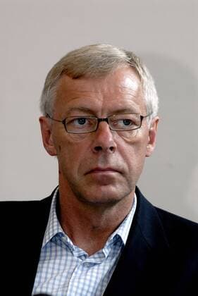 DBU Generalsekretär Jim Stjerne Hansen (Dänemark) während der Pressekonferenz zur Sicherheit im Nationalstadion Parken -  Fußball Herren Pressetermin 2007 Porträt Kopenhagen Fußball Herren Pressetermin 2007 Porträt Kopenhagen