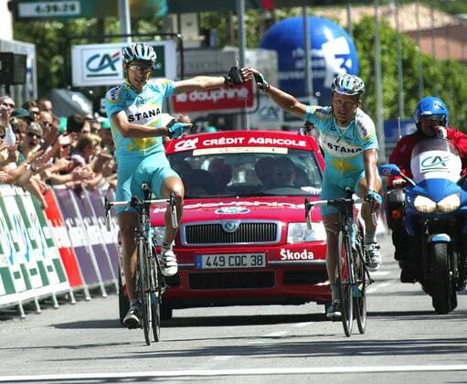 Antonio Colom Mas (Spanien, li.) gewinnt die 5. Etappe beim Dauphine Libere 2007 vor Alexandre Vinokourov (Kasachstan beide Astana) Radsport Herren Dauphine Libere 2007, ProTour, Straßenradsport, Straße, Rad, Gruppe 5. Etappe: Nyons - Digne les Bains Radsport Herren Dauphine Libere 2007, ProTour, Straßenradsport, Straße, Rad, Gruppe 5. Etappe: Nyons - Digne les Bains