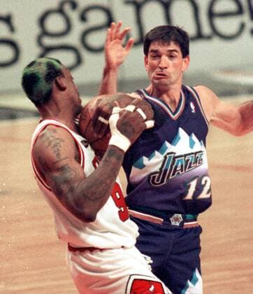 John Stockton (Utah Jazz, re.) gegen Dennis Rodman (Chicago Bulls) - (CHI98061006) Basketball Herren NBA 1997 1998, Playoff, Playoffs, Play Offs, Finals, Final, Finalserie, Finale, Endspiel Gruppe Chicago Dynamik, Basketball Herren NBA 1997 1998, Playoff, Playoffs, Play Offs, Finals, Final, Finalserie, Finale, Endspiel Gruppe Chicago Dynamik,