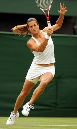 Amelie Mauresmo (Frankreich) Tennis Damen All England Championships 2007, Grand Slam, WTA Tour Einzelbild Wimbledon London Dynamik, Tennis Damen All England Championships 2007, Grand Slam, WTA Tour Einzelbild Wimbledon London Dynamik,