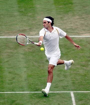 Roger Federer (Schweiz) Tennis Herren All England Championships 2007, Grand Slam, ATP Tour Einzelbild Wimbledon London Dynamik, Tennis Herren All England Championships 2007, Grand Slam, ATP Tour Einzelbild Wimbledon London Dynamik,